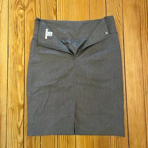 H&M pencil skirt, size 6 (runs small)